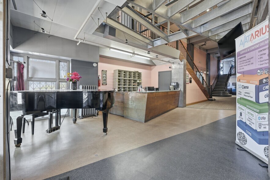 More Photos Of 59 Market St, Newark Office For Sale