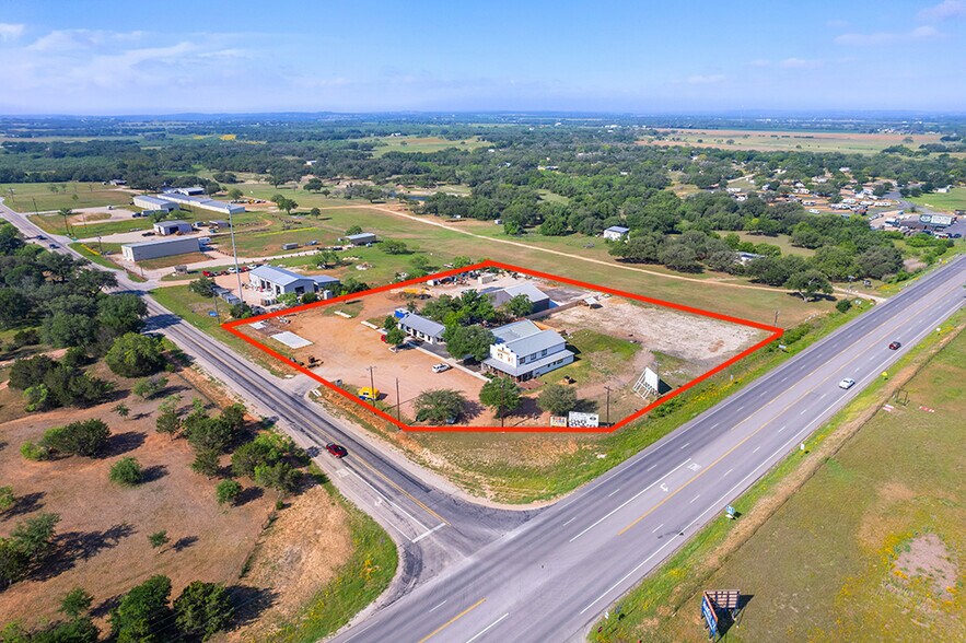More Photos Of 42 S Ranch Road 1623, Stonewall Restaurant For Lease