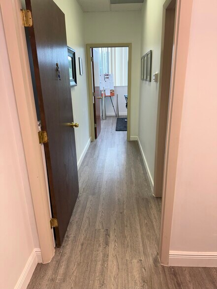 More Photos Of 7345 W Sand Lake Rd, Orlando Office For Sale