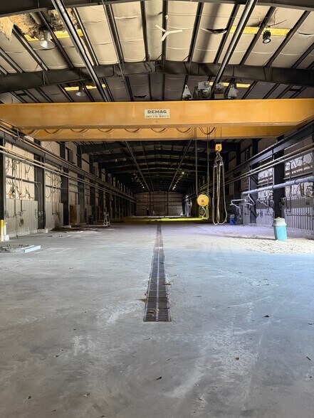 More Photos Of 293 Granite Quarry Trail Trl, Mount Airy Industrial For Lease