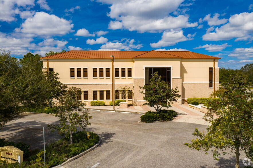 More Photos Of 9024 Town Center Pky, Bradenton Office For Lease