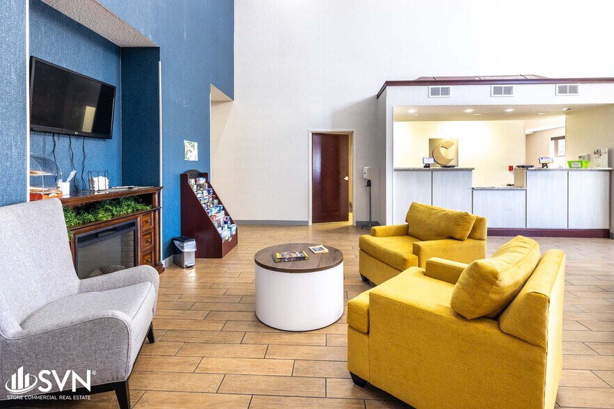 More Photos Of 100 Allstar Way, Nicholasville Hotel For Sale