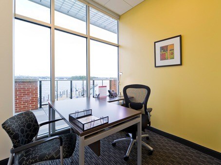 More Photos Of 137 National Plz, Oxon Hill Coworking Space