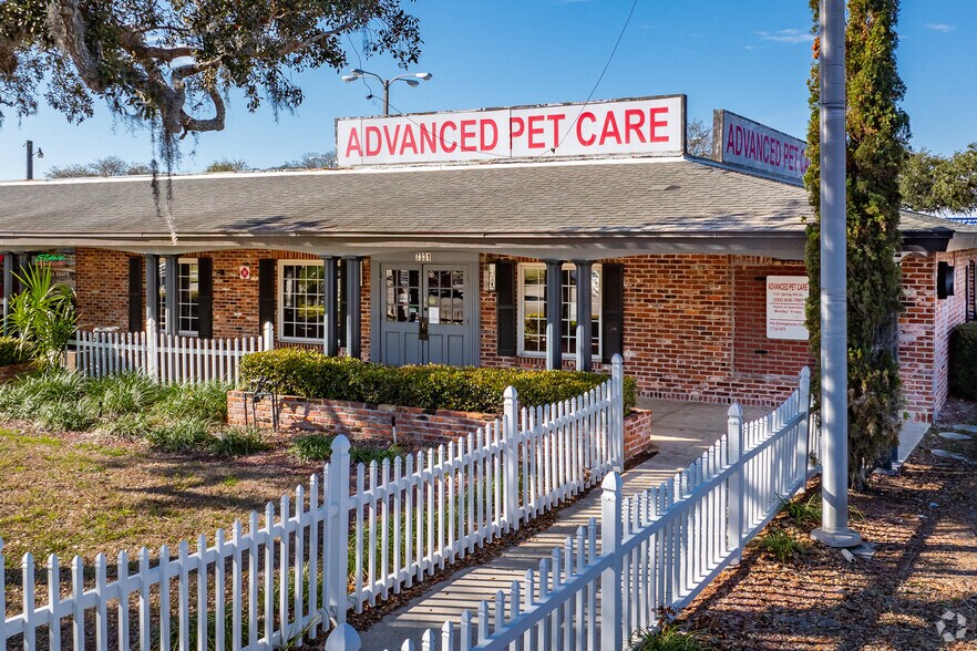 More Photos Of 7325-7429 Spring Hill Dr, Spring Hill Unknown For Lease