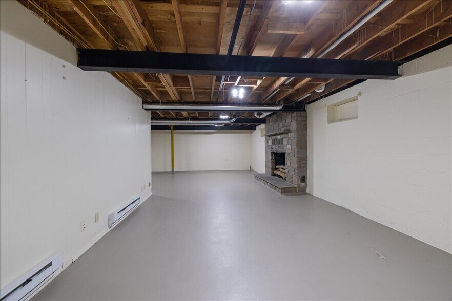 More Photos Of 563 Deep Run Rd, Perkasie Contractor Storage Yard For Sale