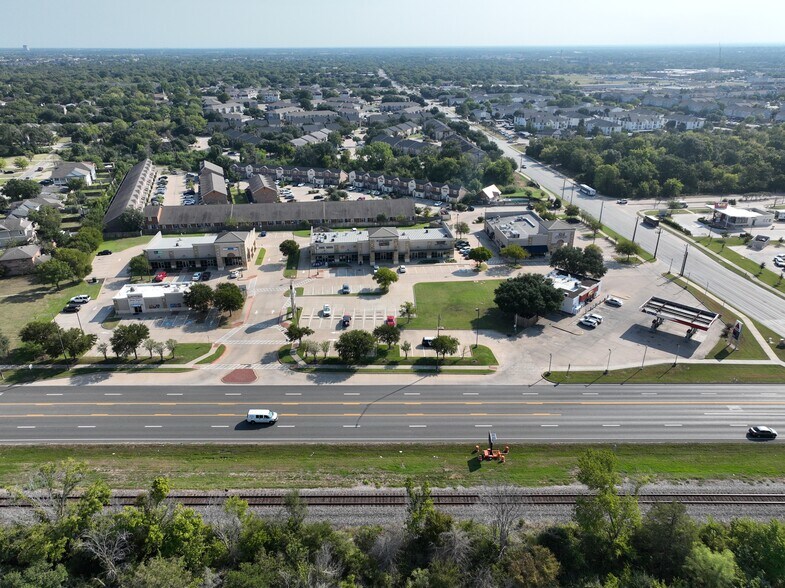 More Photos Of 101 Southwest Pky, College Station Land For Lease