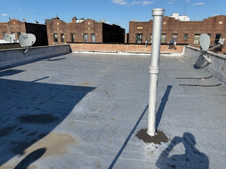 More Photos Of 3552 94th St, Flushing Apartments For Sale
