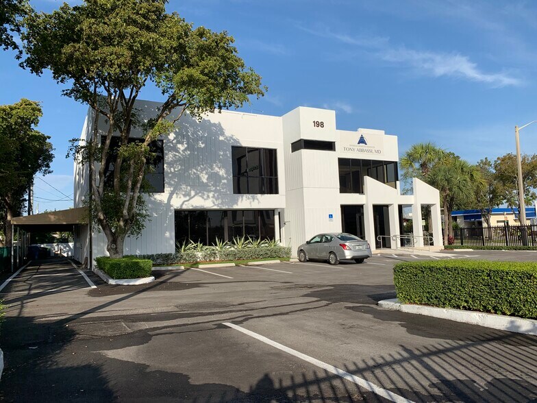Primary Photo Of 198 NW 37th Ave, Miami Medical For Lease