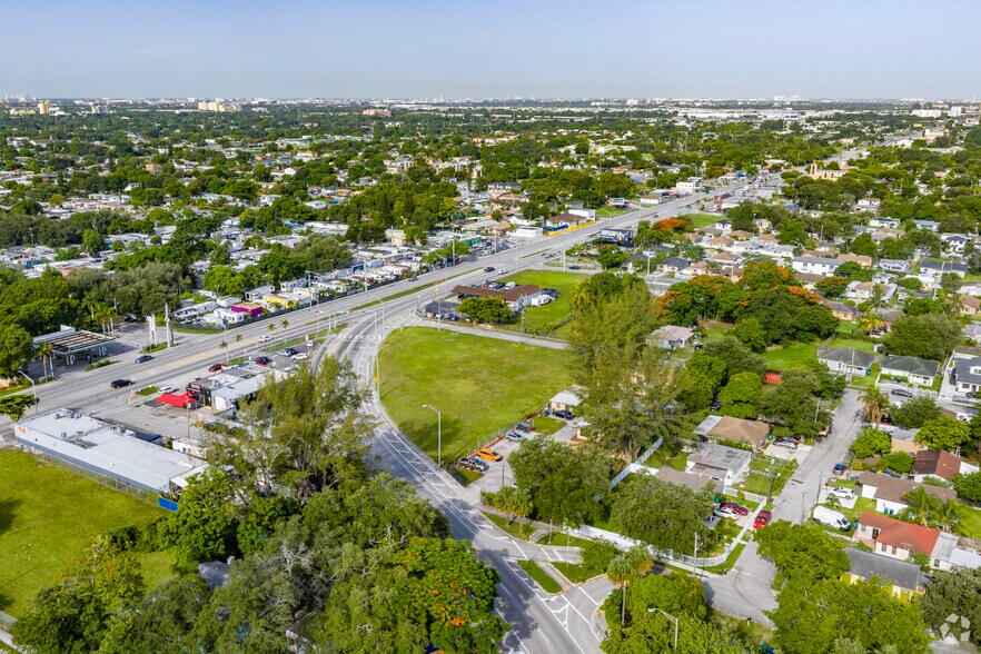 More Photos Of 7925 NW 13th Ct, Miami General Retail For Lease