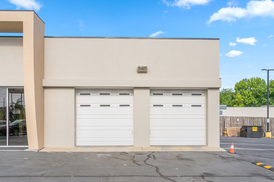 More Photos Of 2437 S Church St, Burlington Auto Dealership For Sale