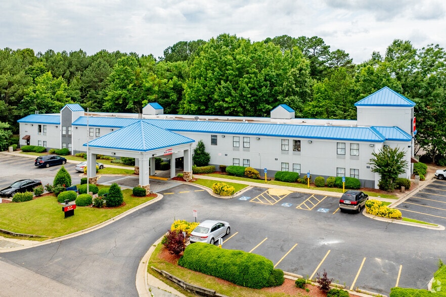 Primary Photo Of 4716 New Bern Ave, Raleigh Hotel For Sale