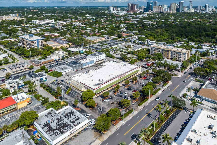 More Photos Of 1625 Cordova Rd, Fort Lauderdale Supermarket For Lease