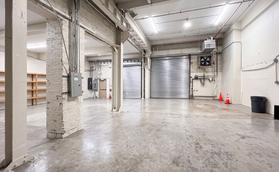 More Photos Of 228-248 46th St, Brooklyn Warehouse For Sale
