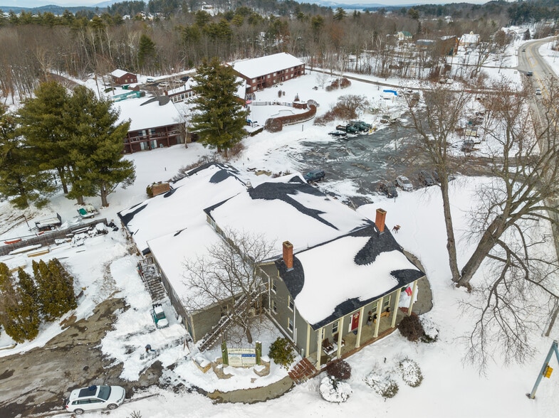 More Photos Of 1934 Lakeshore Rd, Gilford Office For Sale