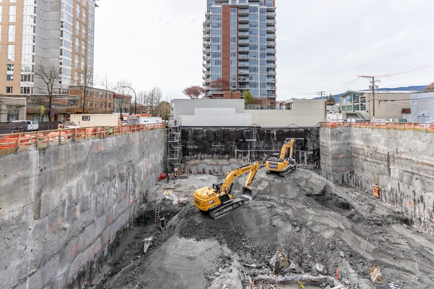 More Photos Of 132 15th St W, North Vancouver Apartments For Sale