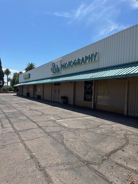 More Photos Of 2810 N 7th Ave, Phoenix Storefront For Lease
