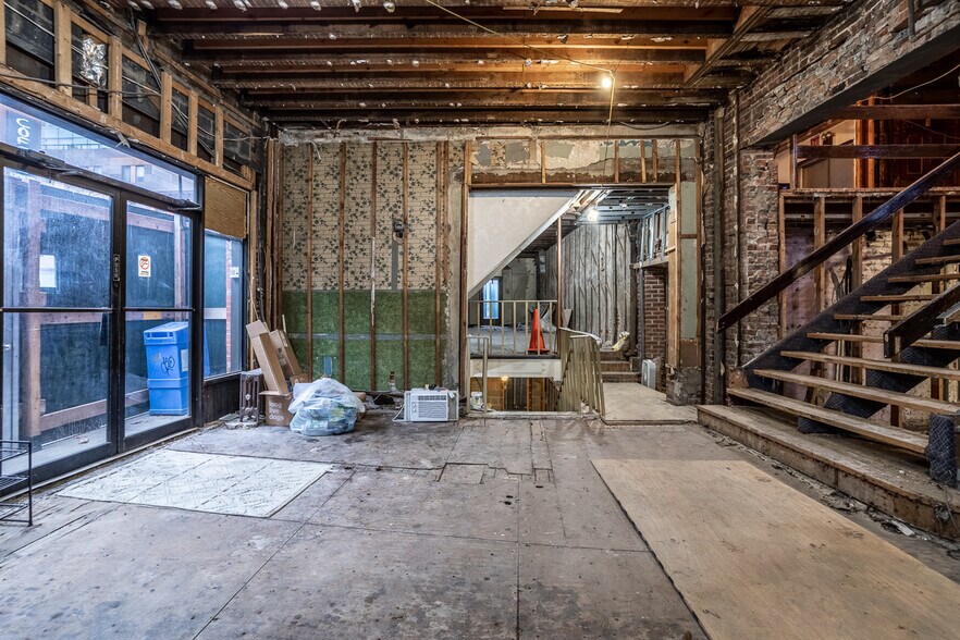 More Photos Of 321-323 Court St, Brooklyn Storefront Retail Residential For Lease