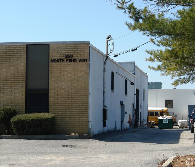 More Photos Of 250 N Fehr Way, Bay Shore Manufacturing For Sale
