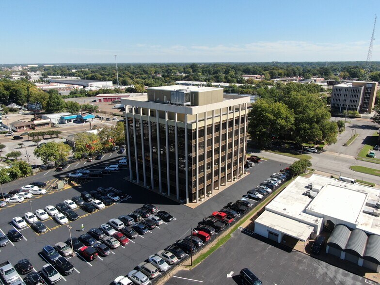 More Photos Of 2714 Union Avenue Ext, Memphis Office For Sale