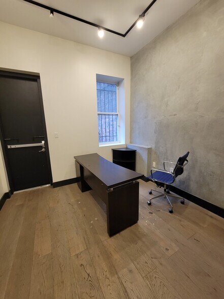 More Photos Of 1306 Avenue H, Brooklyn Storefront Retail Residential For Lease