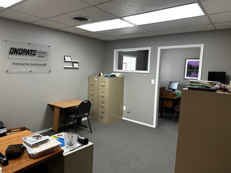 More Photos Of 335 S Broadway St, Coal City Office For Sale