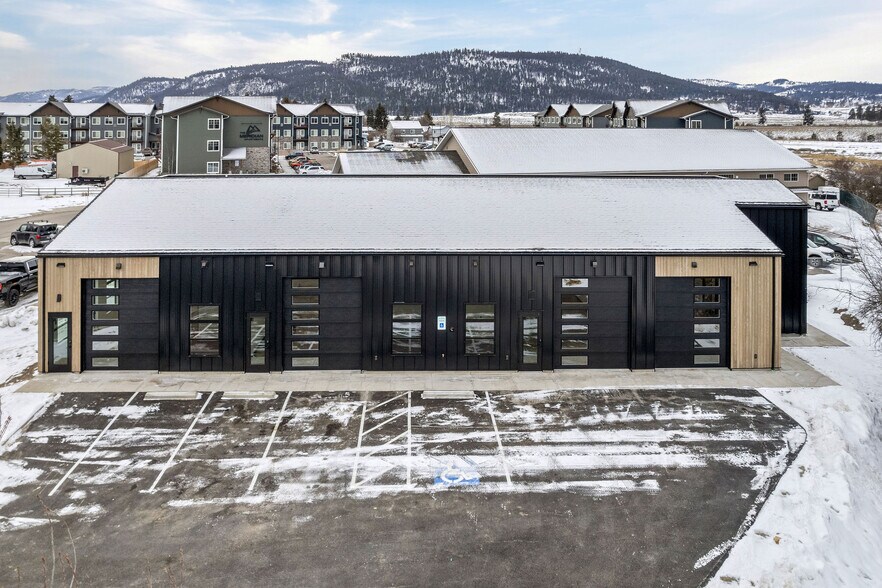 More Photos Of 21 Meridian Ct, Kalispell Light Distribution For Sale