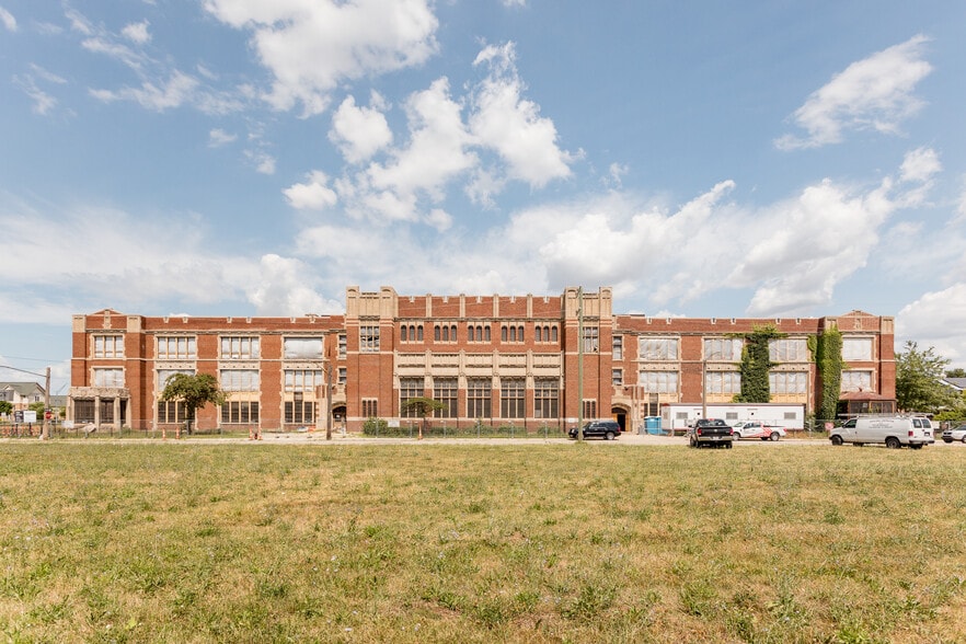 More Photos Of 950 Selden St, Detroit Schools For Lease