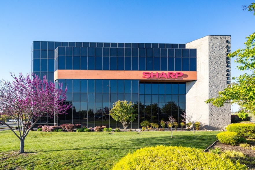 More Photos Of 5 Sierra Gate Plz, Roseville Office For Lease