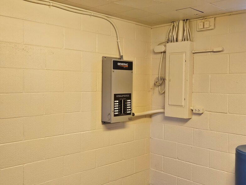 More Photos Of 5000 Fergus Rd, Saint Charles Religious Facility For Sale