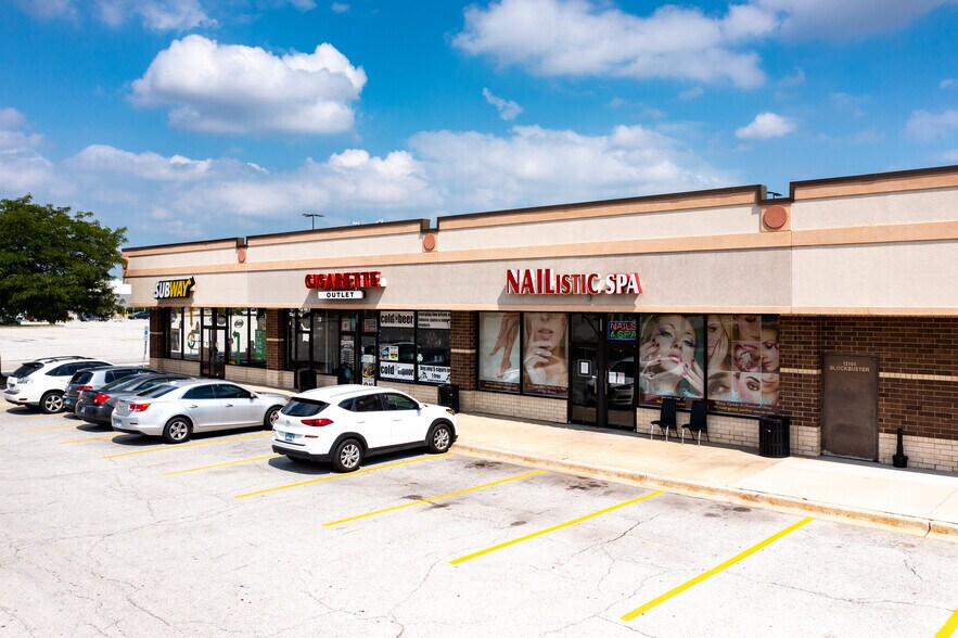 More Photos Of 13140 S Cicero Ave, Crestwood Unknown For Lease