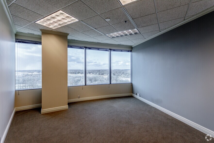 Photo of 11st Floor Ste 1170