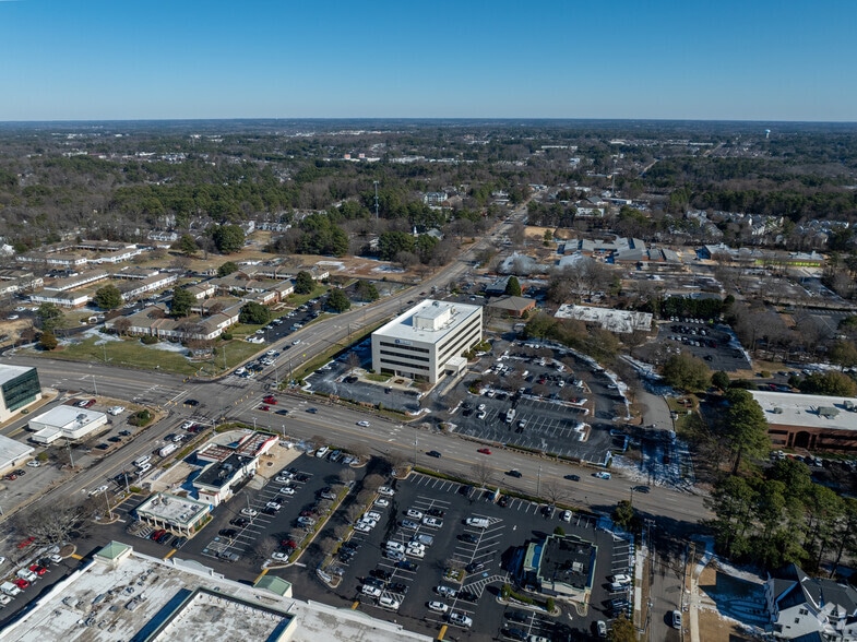 More Photos Of 5000 Falls of Neuse Rd, Raleigh Office For Lease
