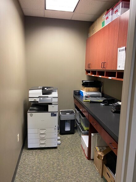 More Photos Of 256 Seaboard Ln, Franklin Medical For Sale