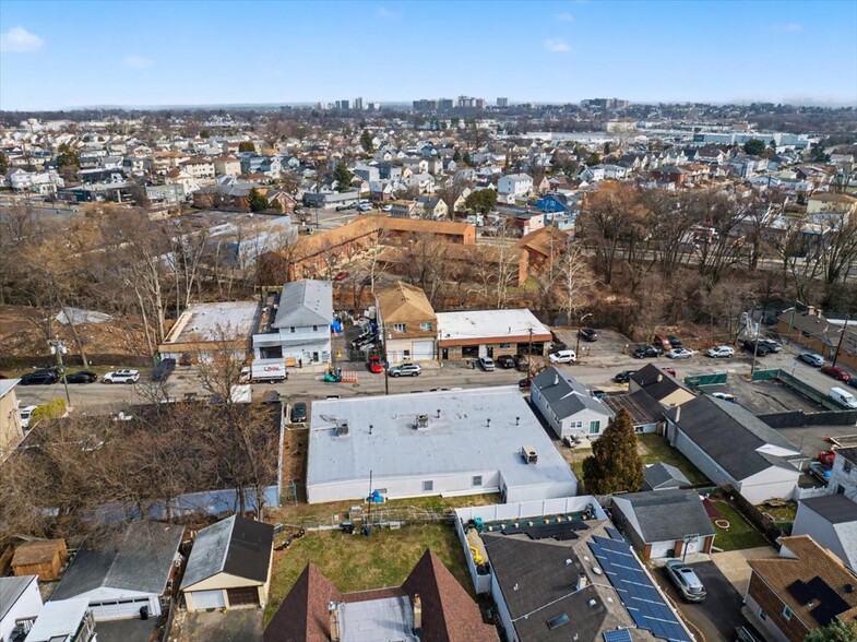 More Photos Of 17 Vreeland St, Lodi Warehouse For Sale