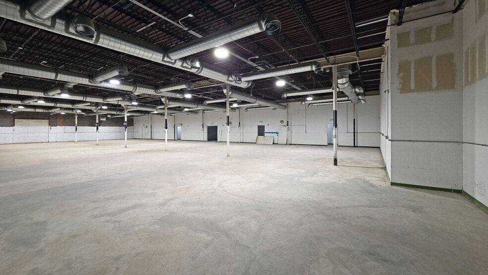 More Photos Of 150 Rio Grande Blvd, Denver Warehouse For Sale