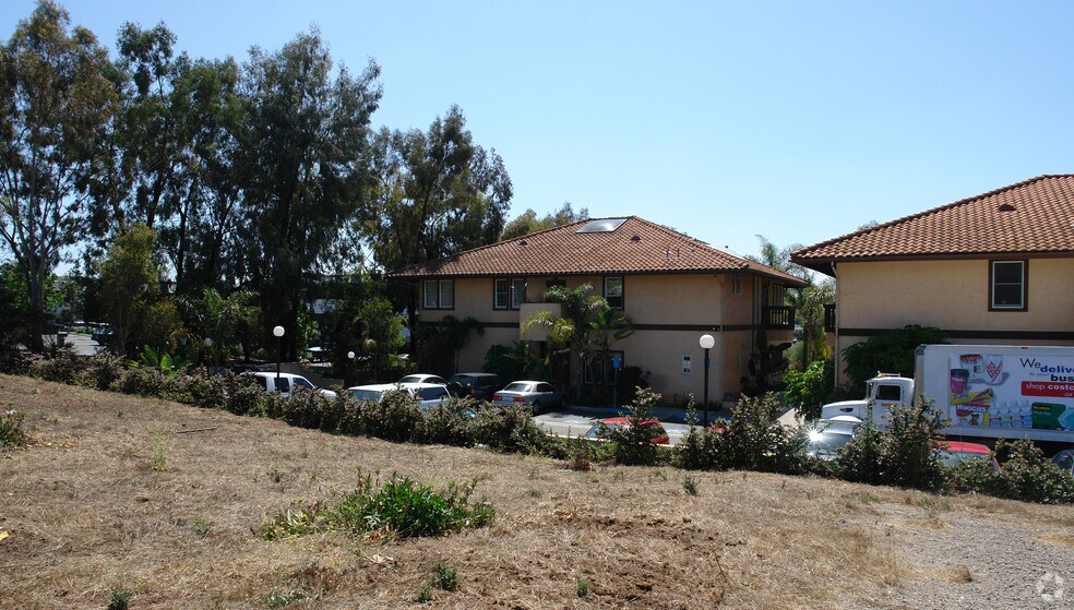 More Photos Of 316 S Melrose Dr, Vista Office For Lease