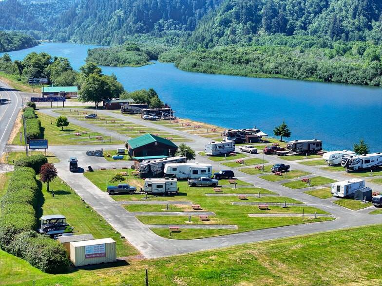More Photos Of 17581 US Highway 101 N, Klamath Trailer Camper Park For Sale