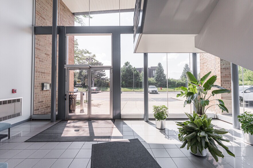 More Photos Of 290 Springfield Dr, Bloomingdale Medical For Lease