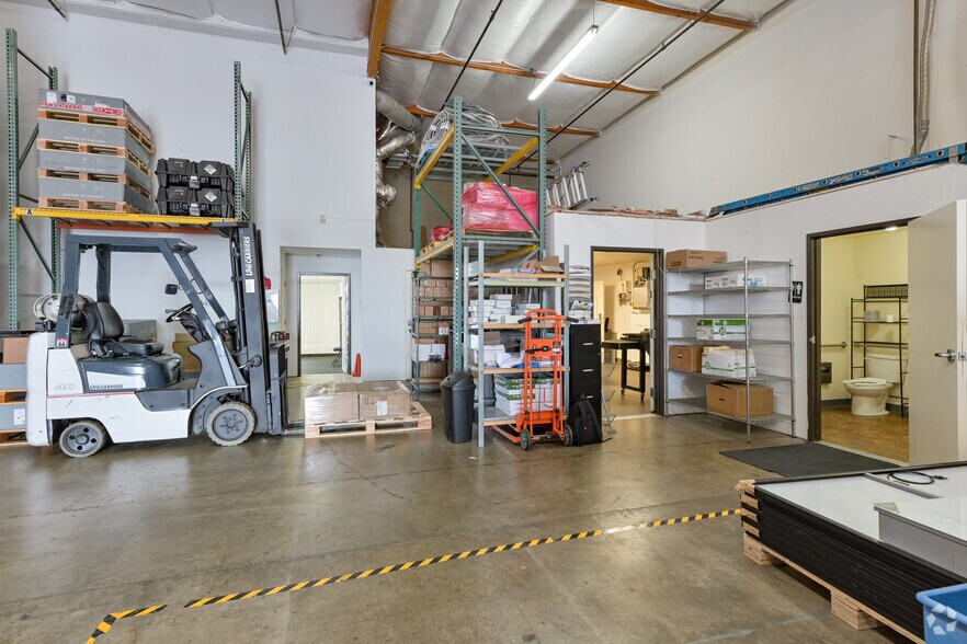 More Photos Of 149 Grobric Ct, Fairfield Warehouse For Lease