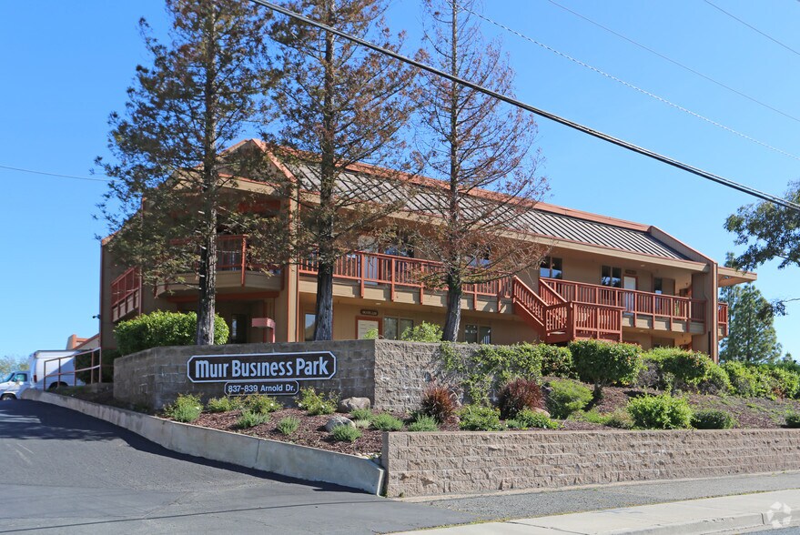 More Photos Of 837 Arnold Dr, Martinez Warehouse For Lease