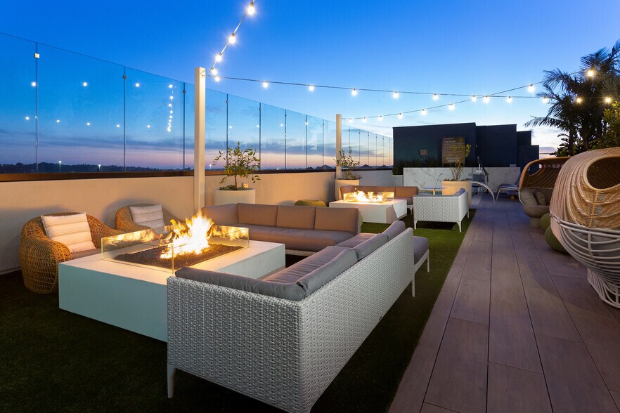 More Photos Of 185 S State College Blvd, Brea Apartments For Lease