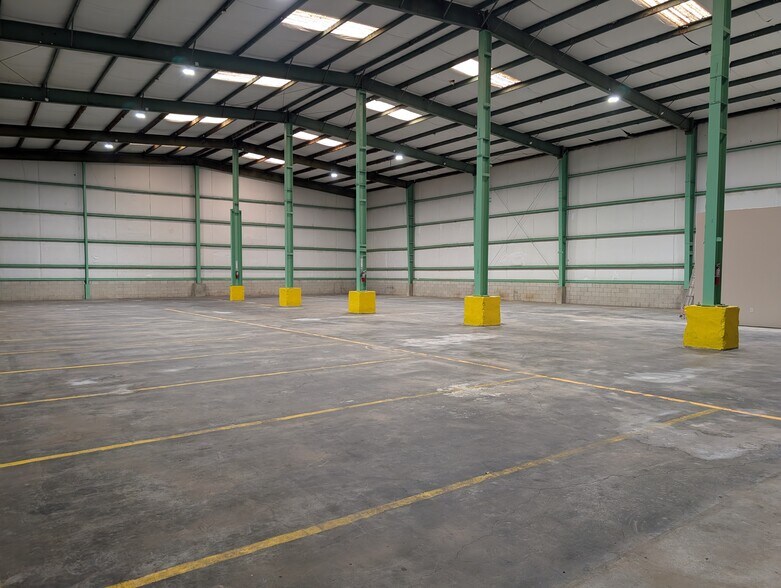 More Photos Of 1407 Lejeune blvd, Jacksonville Industrial For Lease