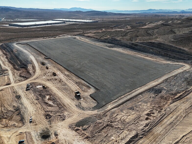 More Photos Of 10475 Wesley D Adams ave, North Las Vegas Manufacturing For Lease