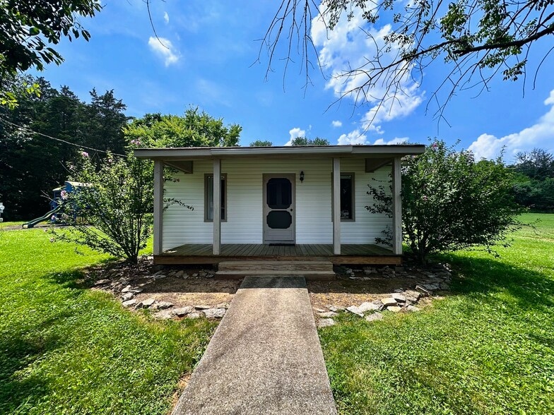 More Photos Of 5742 Seminary Rd, Smyrna Religious Facility For Sale