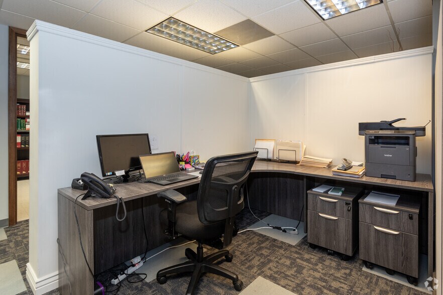 More Photos Of 8301 E Prentice Ave, Greenwood Village Office For Sale