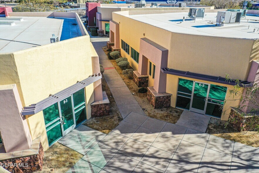 More Photos Of 550 S Mesa Hills Dr, El Paso Medical For Lease