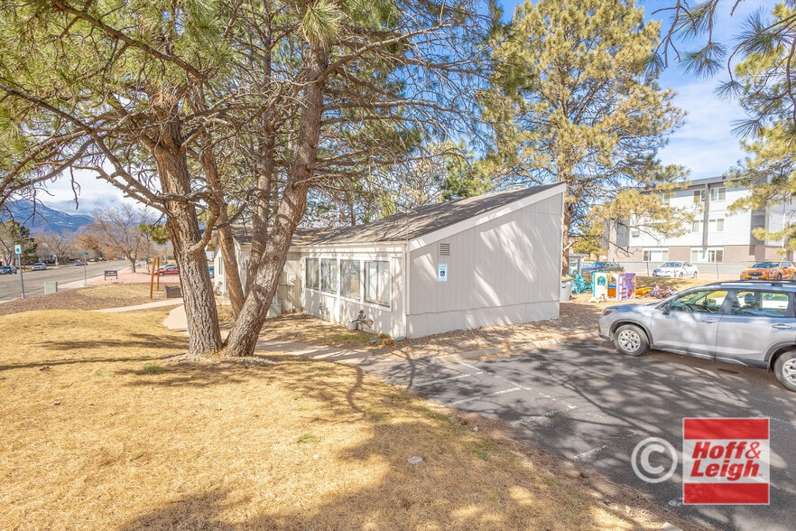 More Photos Of 2210 Lelaray St, Colorado Springs Medical For Sale