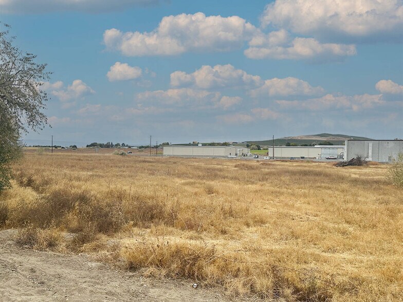 More Photos Of NKA Wells Road, Sunnyside Land For Sale
