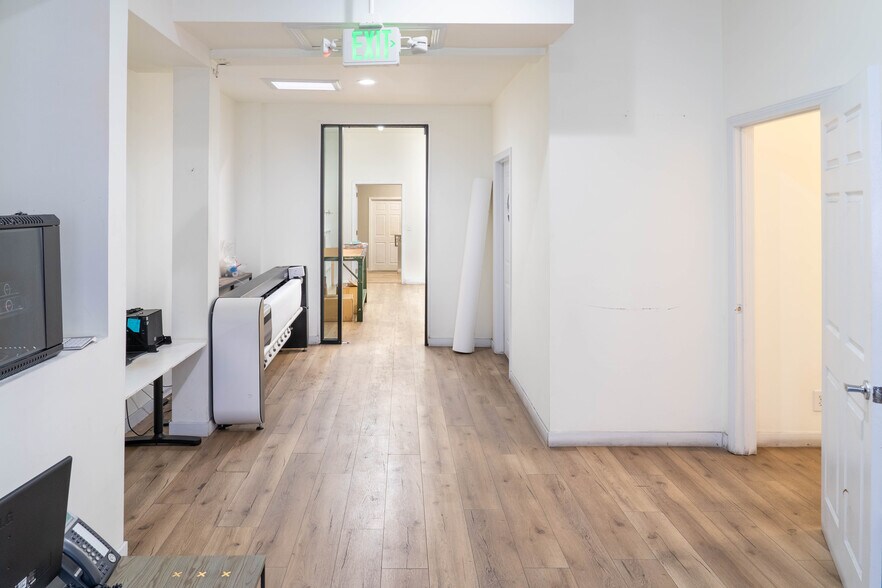 More Photos Of 2053 E 38th St, Vernon Warehouse For Sale