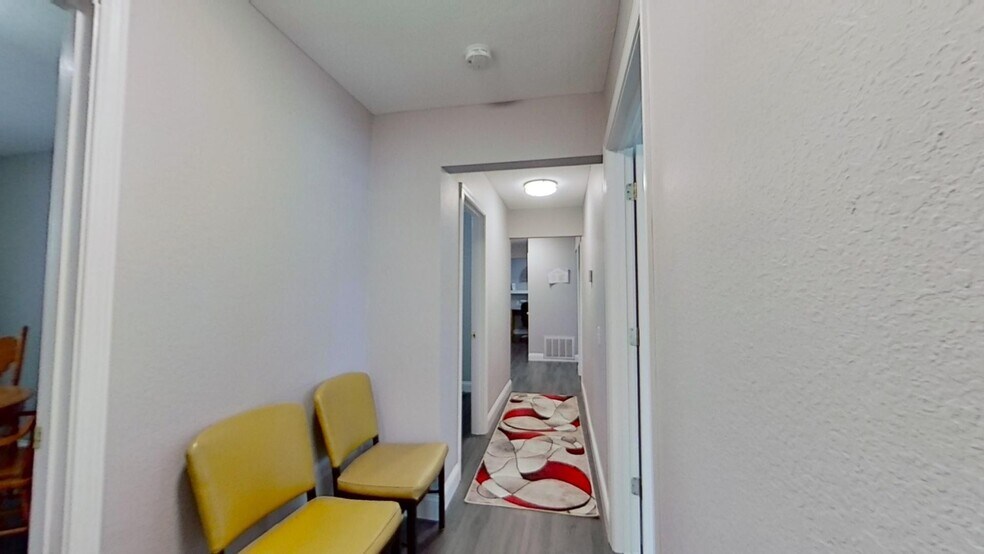 More Photos Of 616 S Sturgeon St, Montgomery City Office Residential For Sale